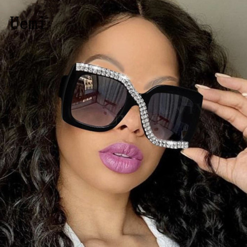 Lunettes strass oversize